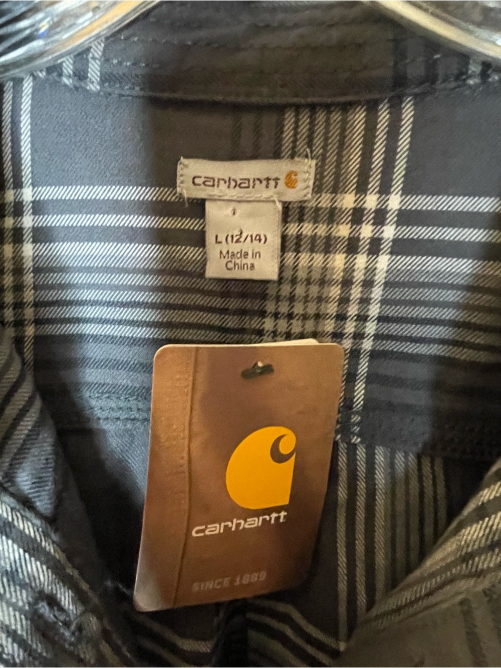 Carhartt Women’s Gray Plaid Long-Sleeve Shirt Sz L NWT - Picture 3 of 3